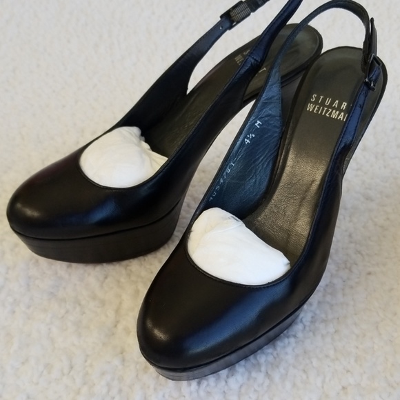 To big normally I wear a size 3.5~4 So yeah if your a 4.5 👍 you’ll be fine. - Picture 5 of 6